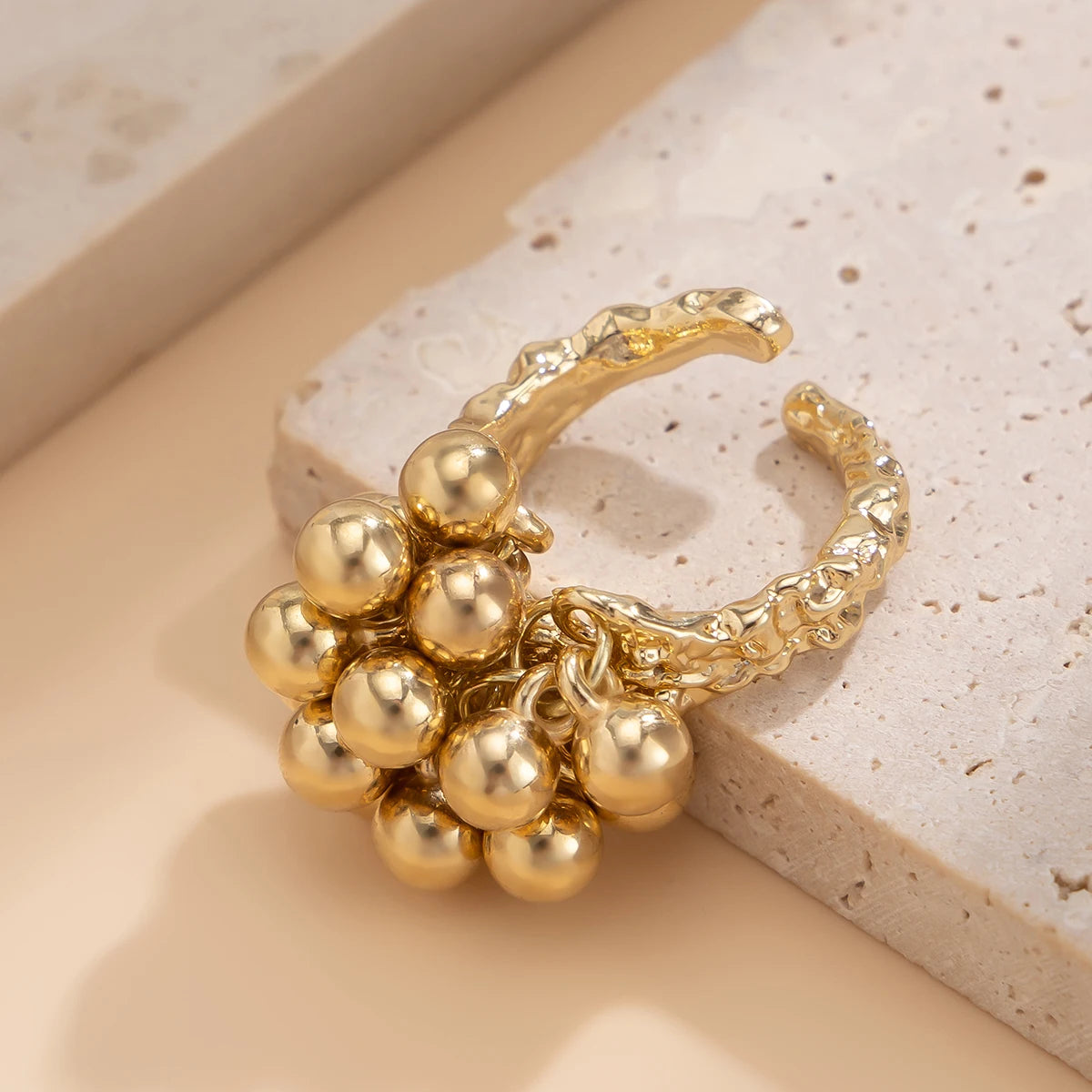 Open Ball Ring